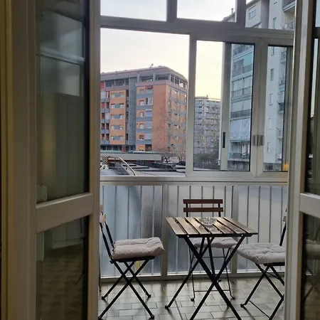 Elegante E Silenzioso Con Box Auto - San Paolo Turin