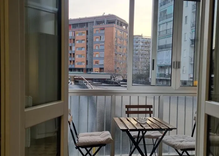Elegante E Silenzioso Con Box Auto - San Paolo トリノ
