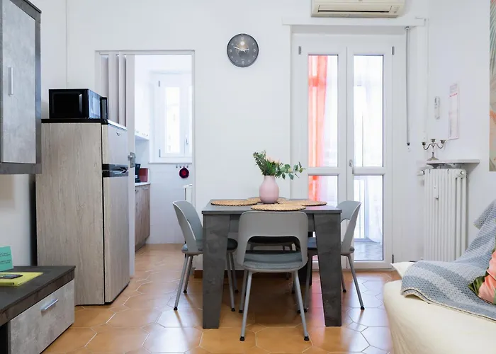 Elegante E Silenzioso Con Box Auto - San Paolo Apartament *