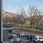Elegante E Silenzioso Con Box Auto - San Paolo Turin
